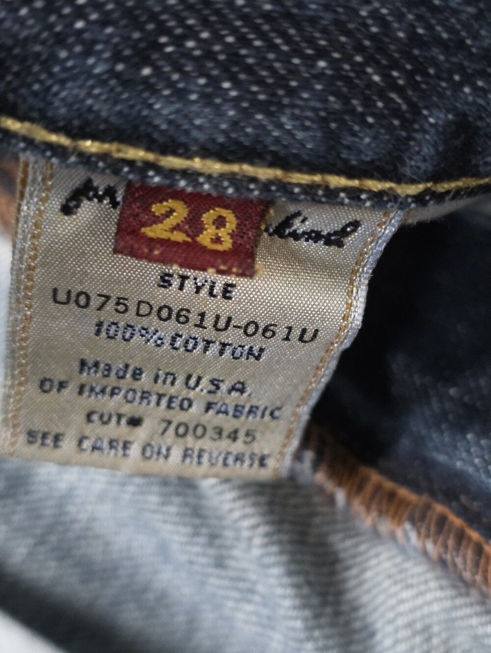 7 For All Mankind Low-Rise Bootcut Jeans - Picture 11 of 12